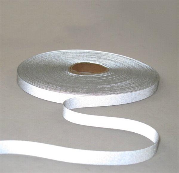 呼伦贝尔弹力反光布的分类有哪些？